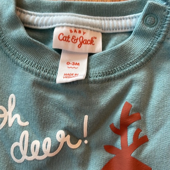 Cat and Jack Christmas Deer Outfit Newborn 3-6 Months - Picture 4 of 5